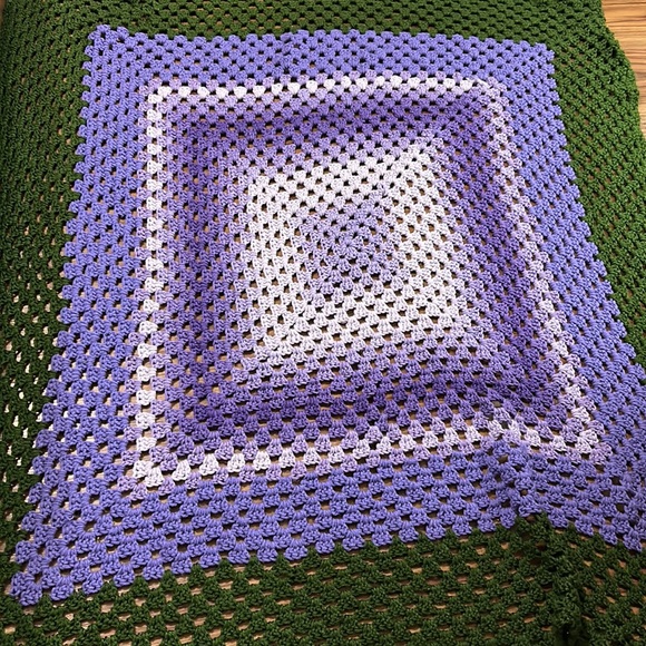 Hand Made Crochet Grandma Blanket gradient purple and forest green edge - Picture 2 of 7